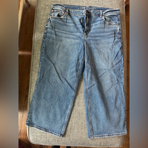 👖 American Eagle Relaxed Blue Stovepipe Crop Jeans – Size 16P (Petite) 💙 - Picture 3 of 5